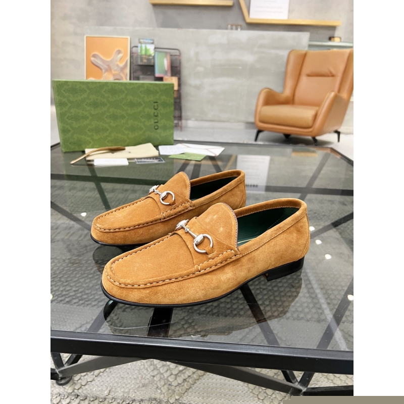G*u*i leather shoes
